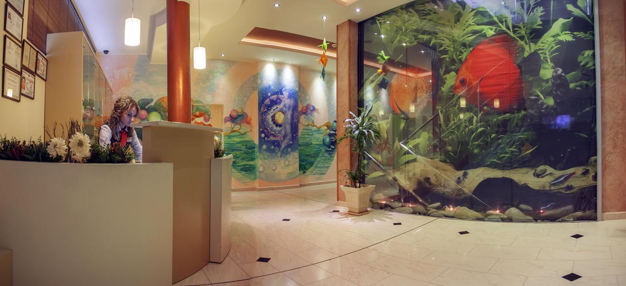 Diplomat Plaza Hotel & Resort Луковит Экстерьер фото