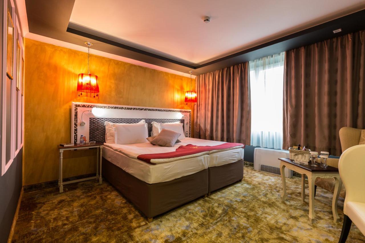 Diplomat Plaza Hotel & Resort Луковит Экстерьер фото
