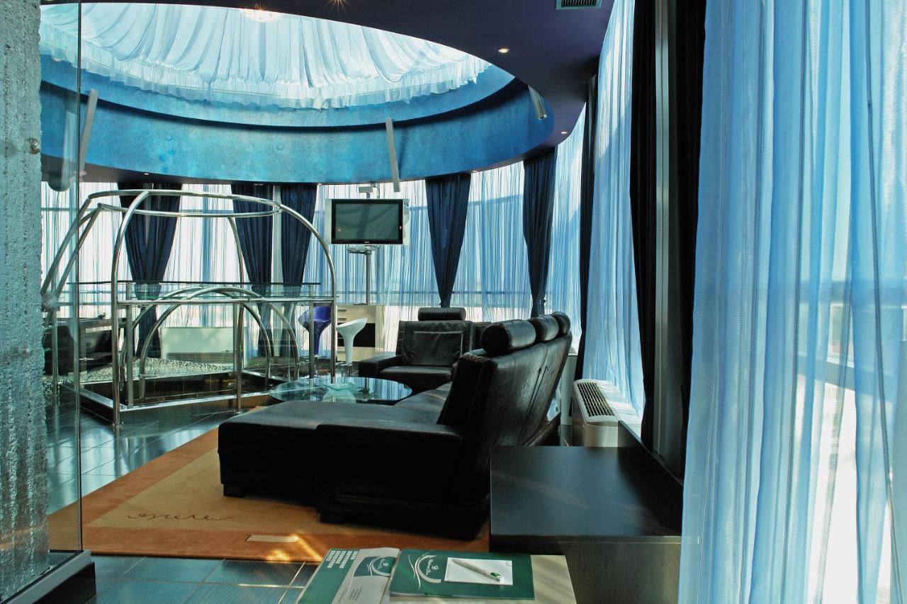 Diplomat Plaza Hotel & Resort Луковит Экстерьер фото